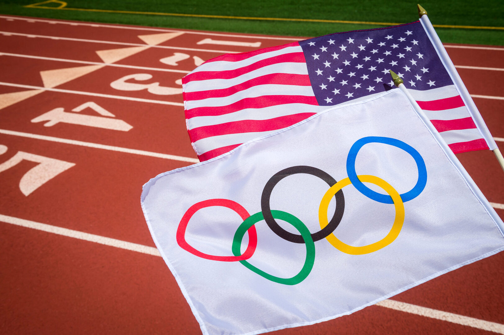 Joe Rogan Rips Olympics Over ‘Horsesh*t’ Sha’Carri Richardson Ban