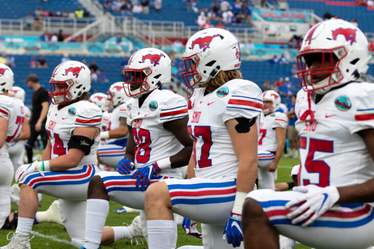 Check Out The 5 Best Uniforms Of Week 3 Of The College Football Season