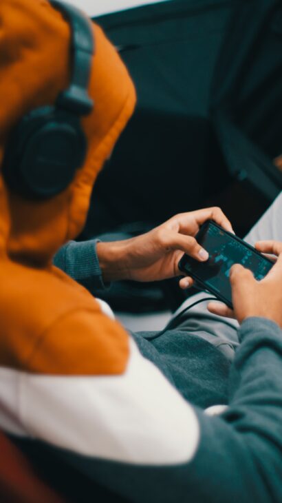 Exploring the Impact of Mobile Applications on the Landscape of iGaming